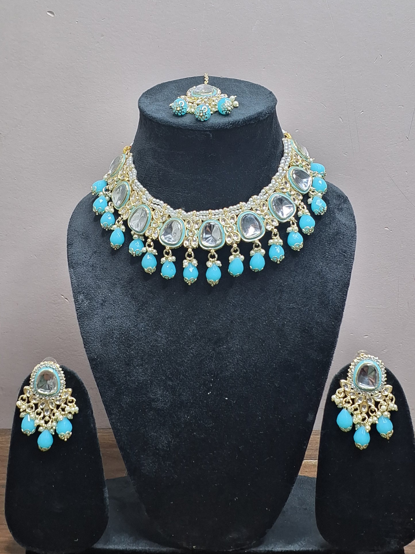 Sea Blue Colour Kundan Necklace with Earring & Maang Tikka