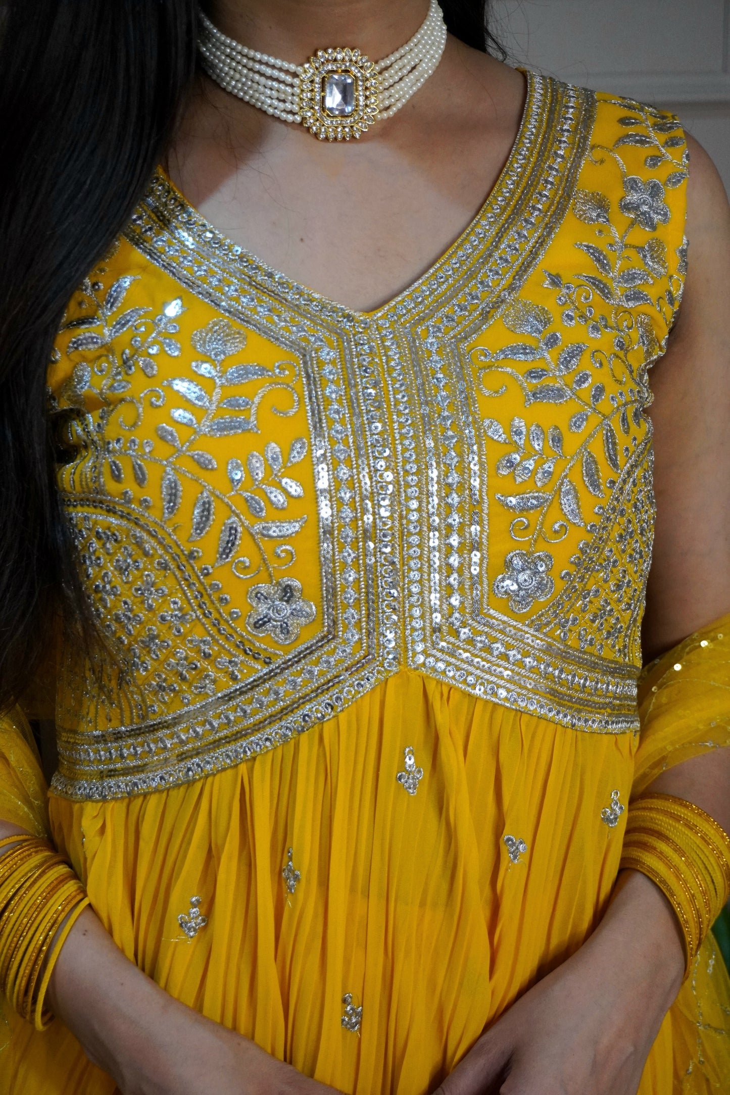 Women Sleeveless Yellow Colour Nyra Cut Kurta With Flare Palazzo & Magenta Colour Sequence Work Dupatta. (4 Inch margin in kurta, customer can alter as per their size)