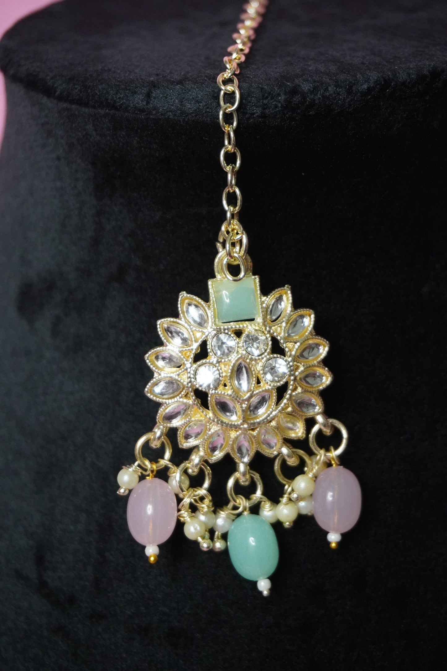 Multi Colour Kundan Necklace with Earring & Maang Tikka
