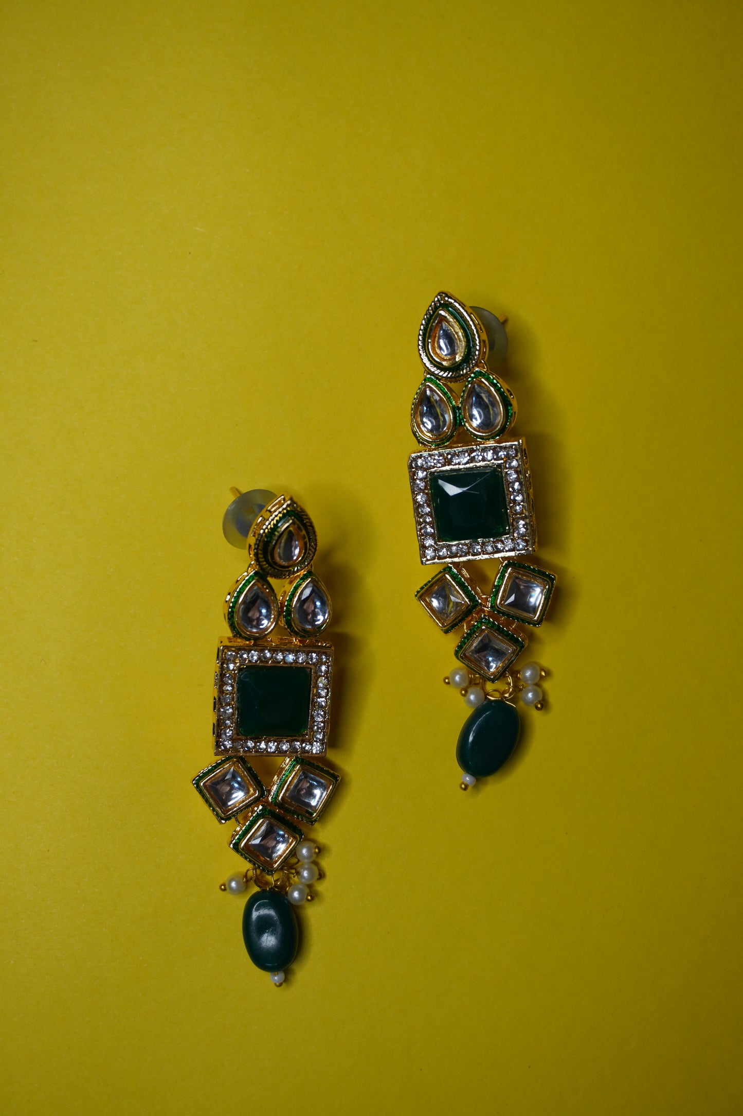 Green Colour Kundan Necklace with Earring & Maang Tikka