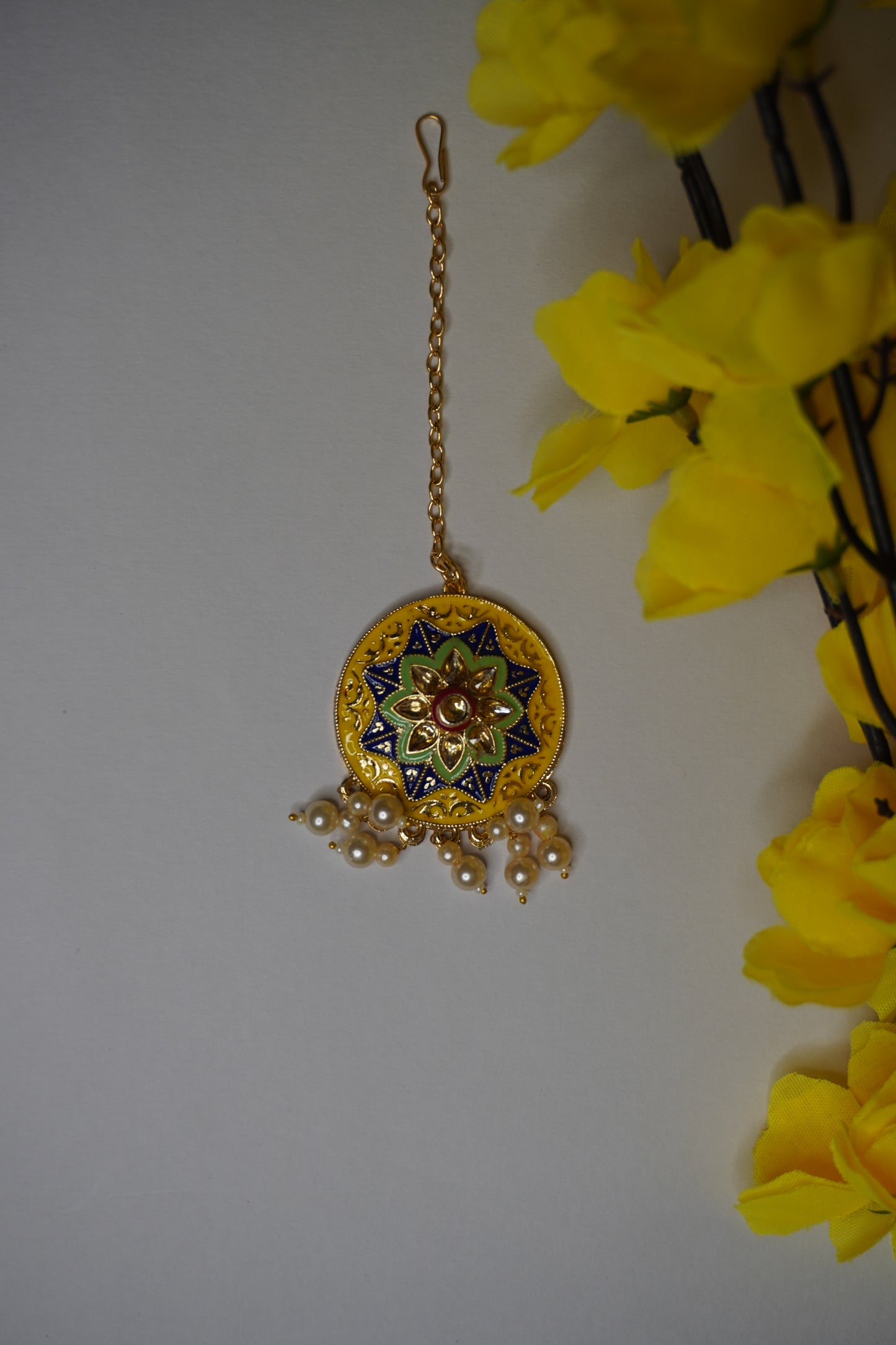 Yellow Colour Choker Necklace with Earring & Maang Tikka