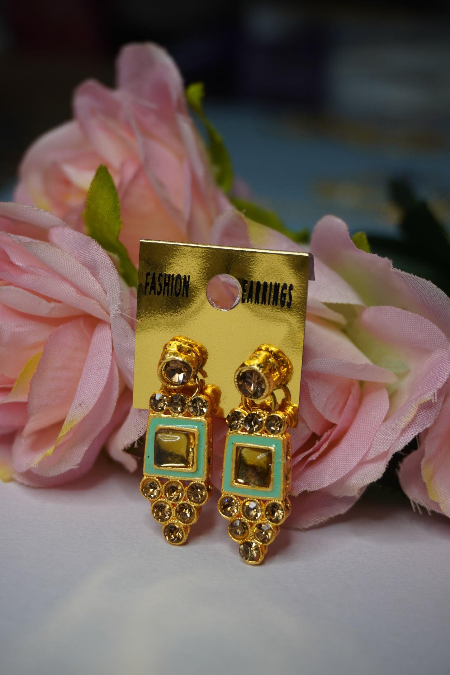 Mint Green Colour Kundan Necklace with Earring & Maang Tikka