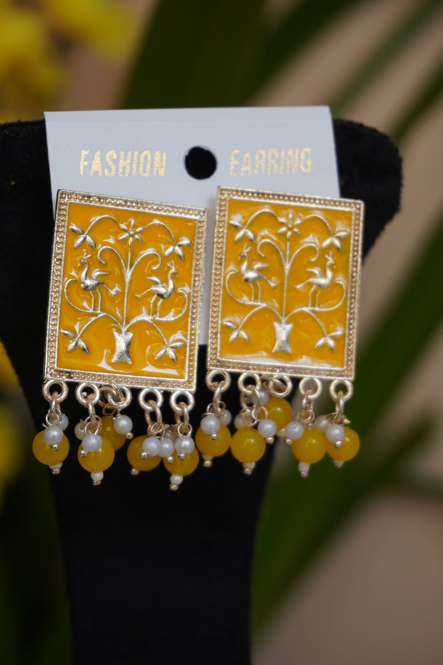 Yellow colour rectangle shape meenakari stud