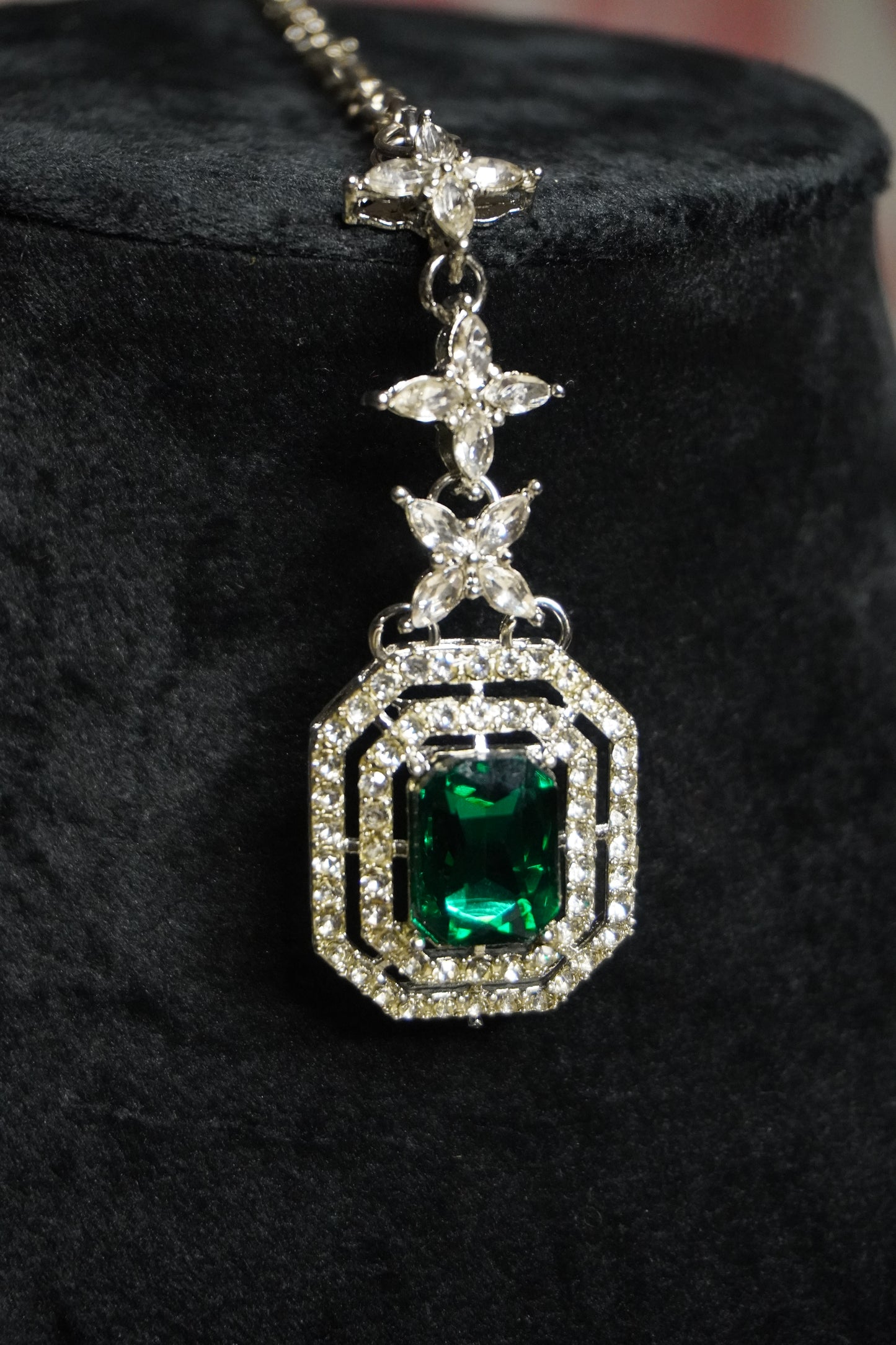 Green Colour Diamond Necklace with Earring & Maang Tikka