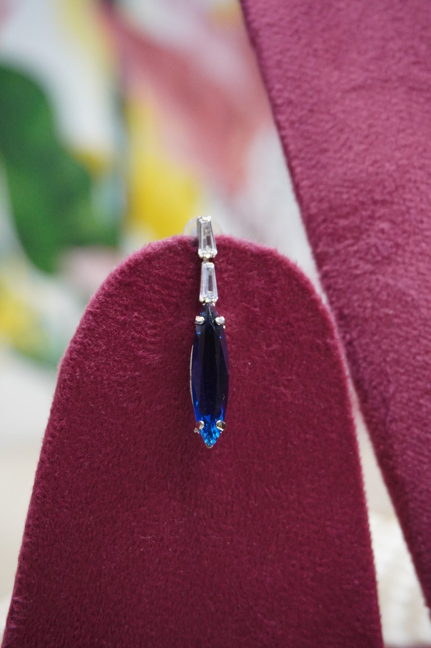 Blue Colour Pendant Necklace with Earring