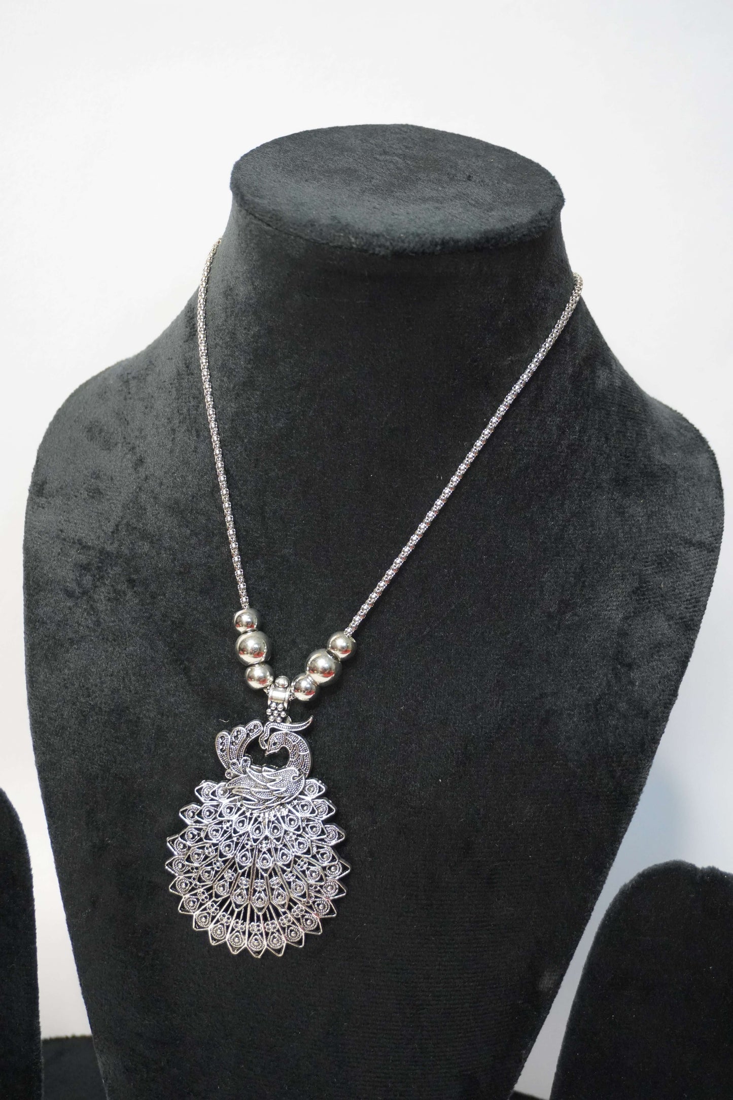 Peacock Style Oxidized Pendant Necklace
