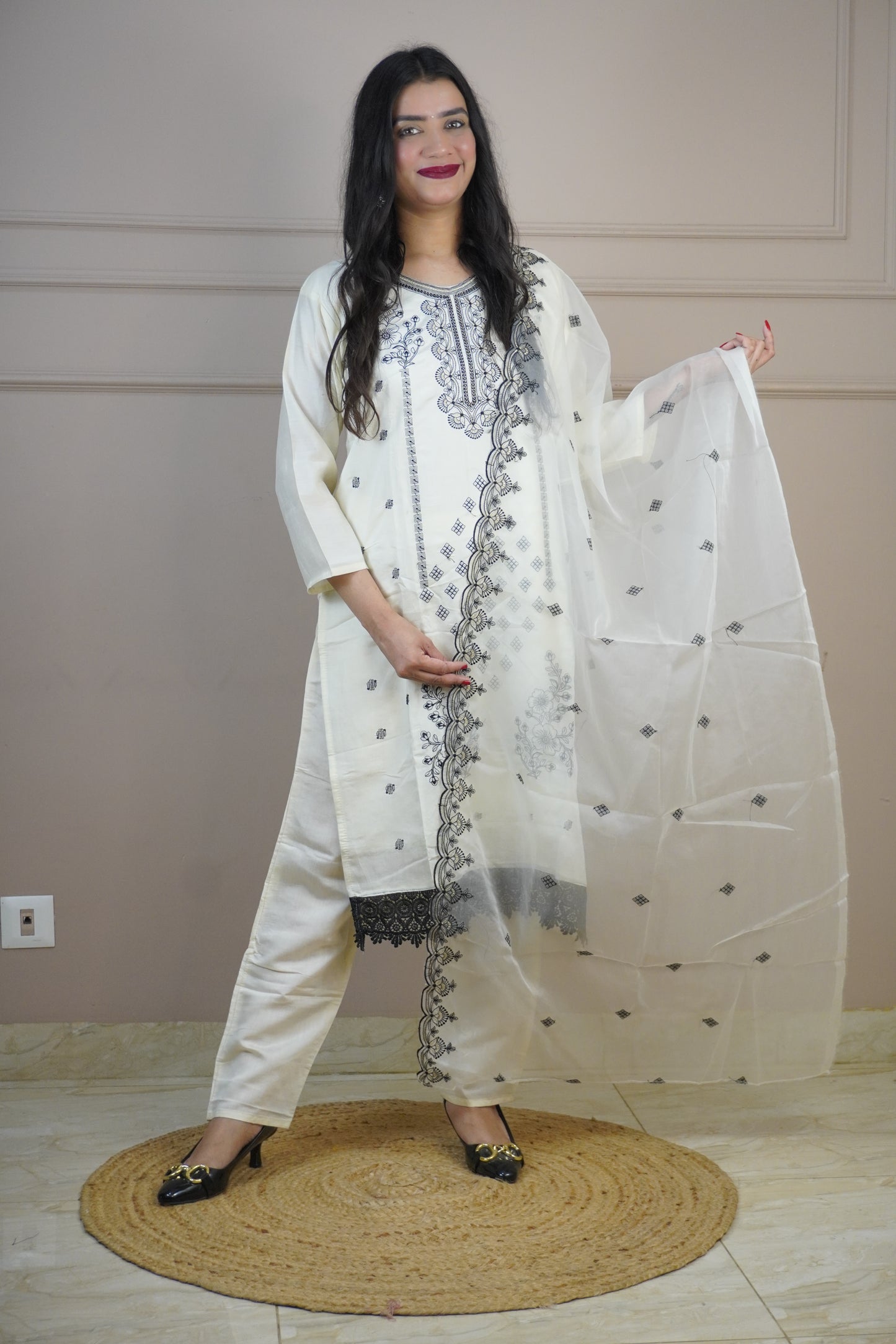 Off White Colour Thread & Lace Work Straight Kurta Set with Pant & Dupatta