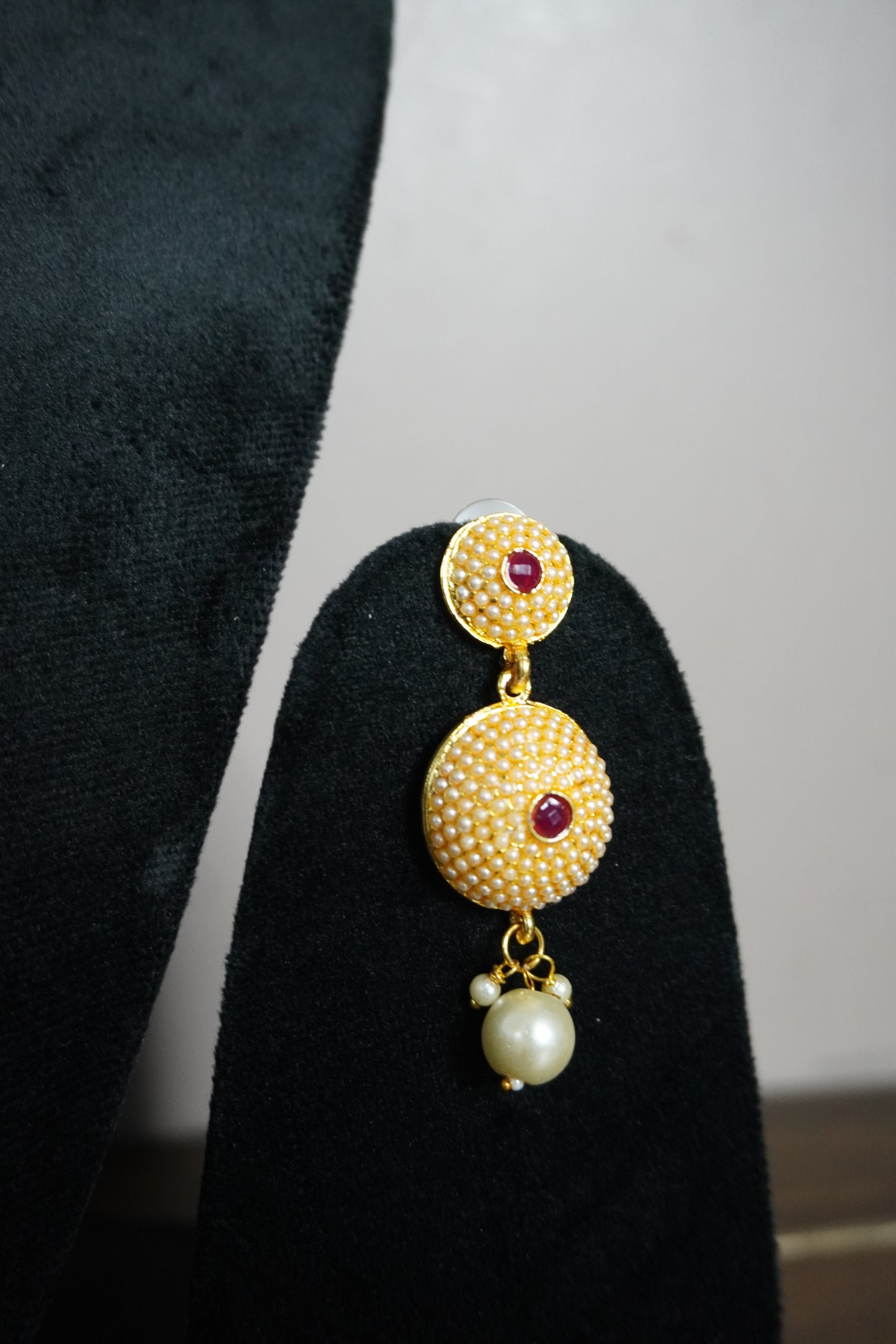 White Colour Gold Plated Pearl Necklace with Earring