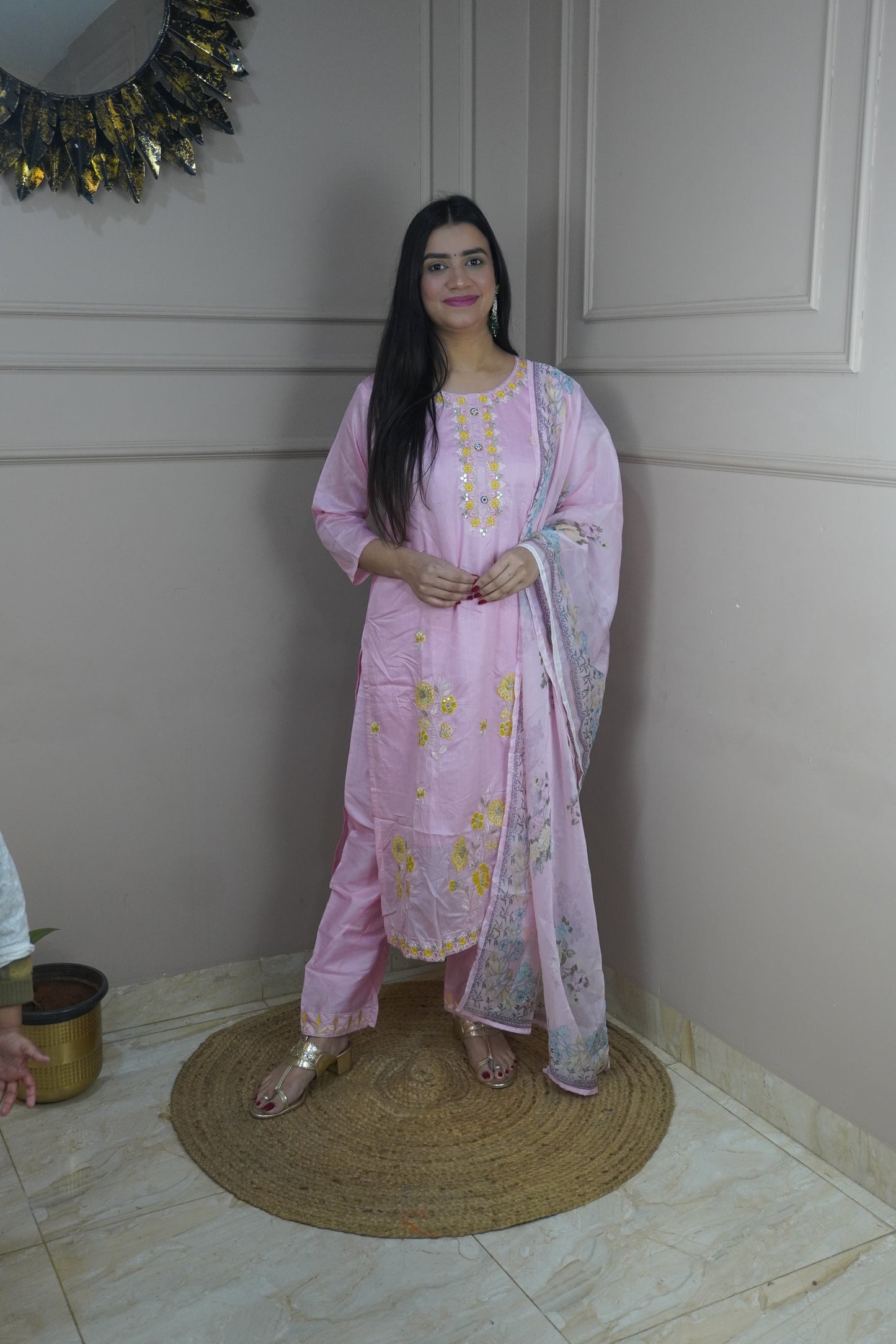 Light Pink colour Thread work Kurta with Pant and Printed Dupatta