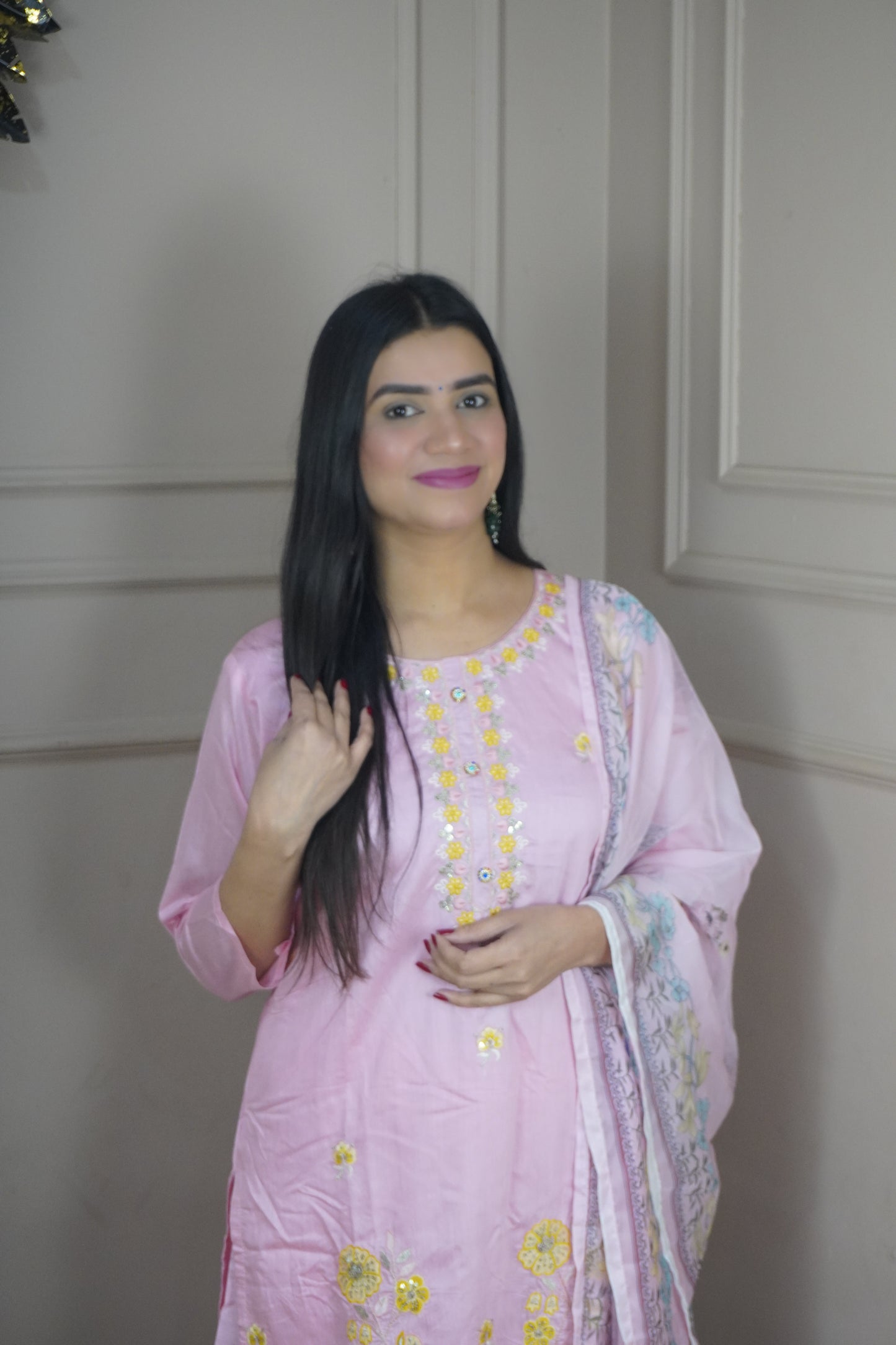 Light Pink colour Thread work Kurta with Pant and Printed Dupatta