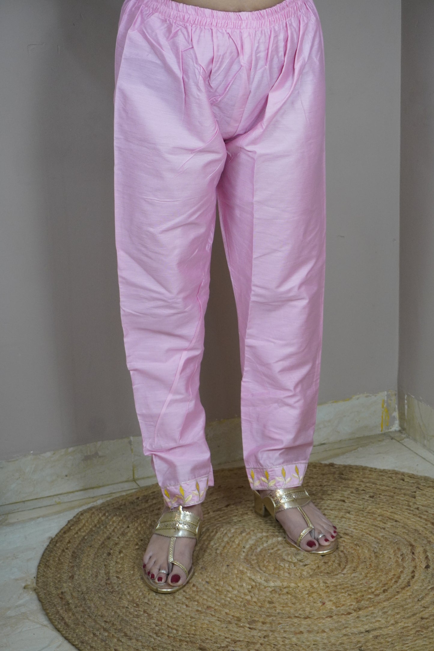 Light Pink colour Thread work Kurta with Pant and Printed Dupatta