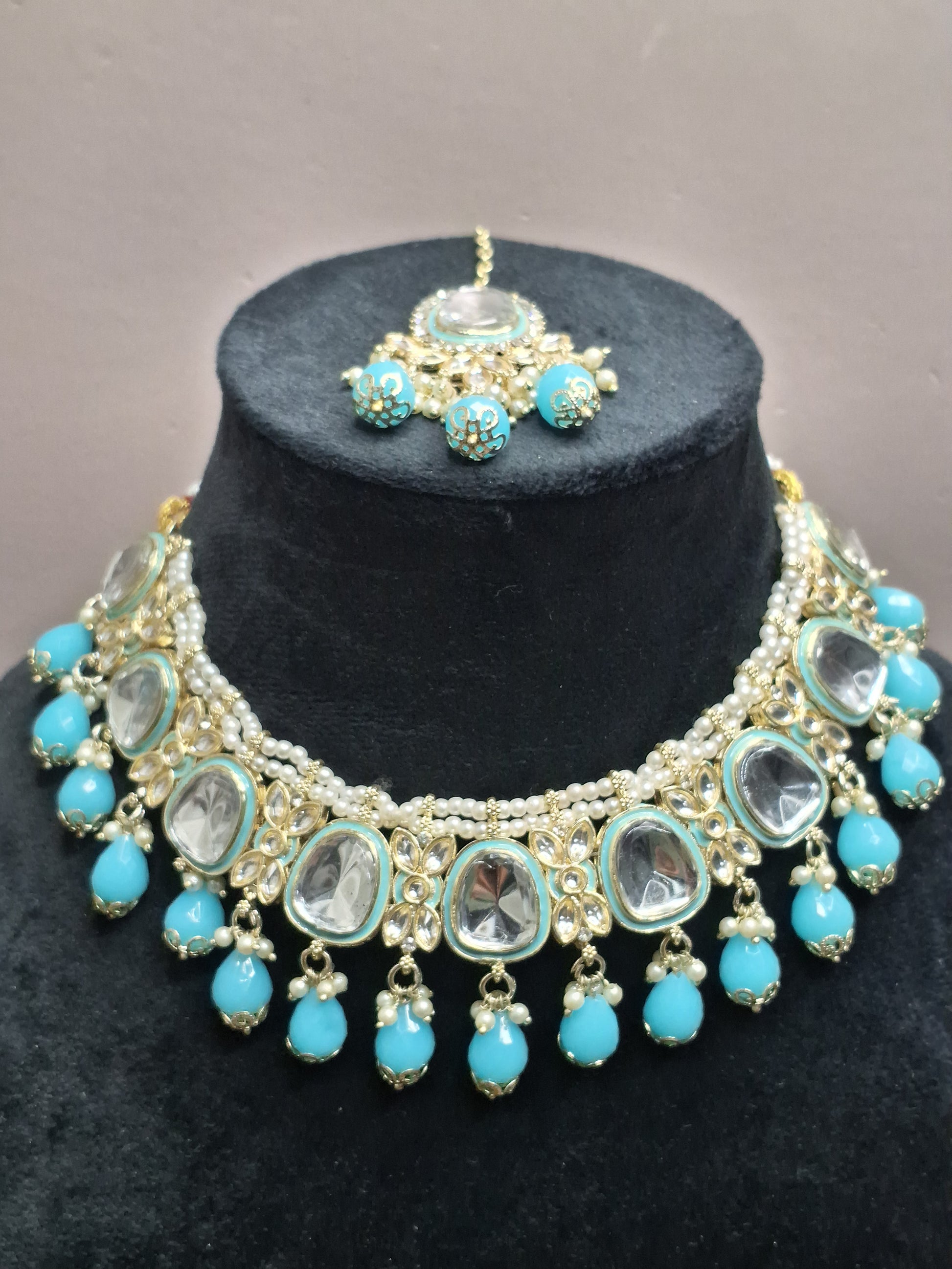 Sea Blue Colour Kundan Necklace with Earring & Maang Tikka