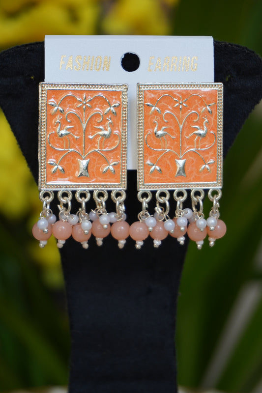 Peach colour rectangle shape meenakari stud