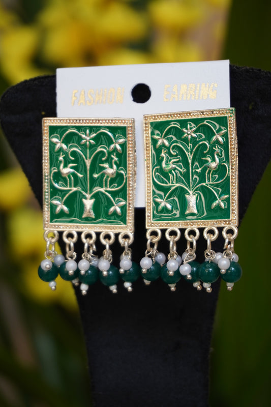 Green colour rectangle shape meenakari stud