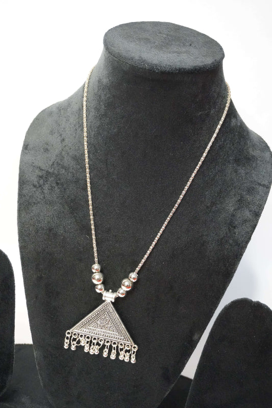 Oxidized Pendant Necklace