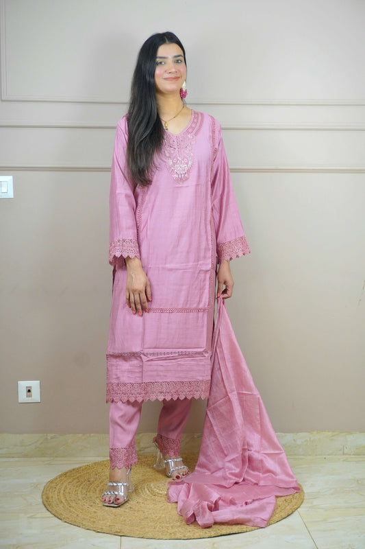 Mauve Colour Lace Work Pakistani Kurta Set with Pant & Dupatta