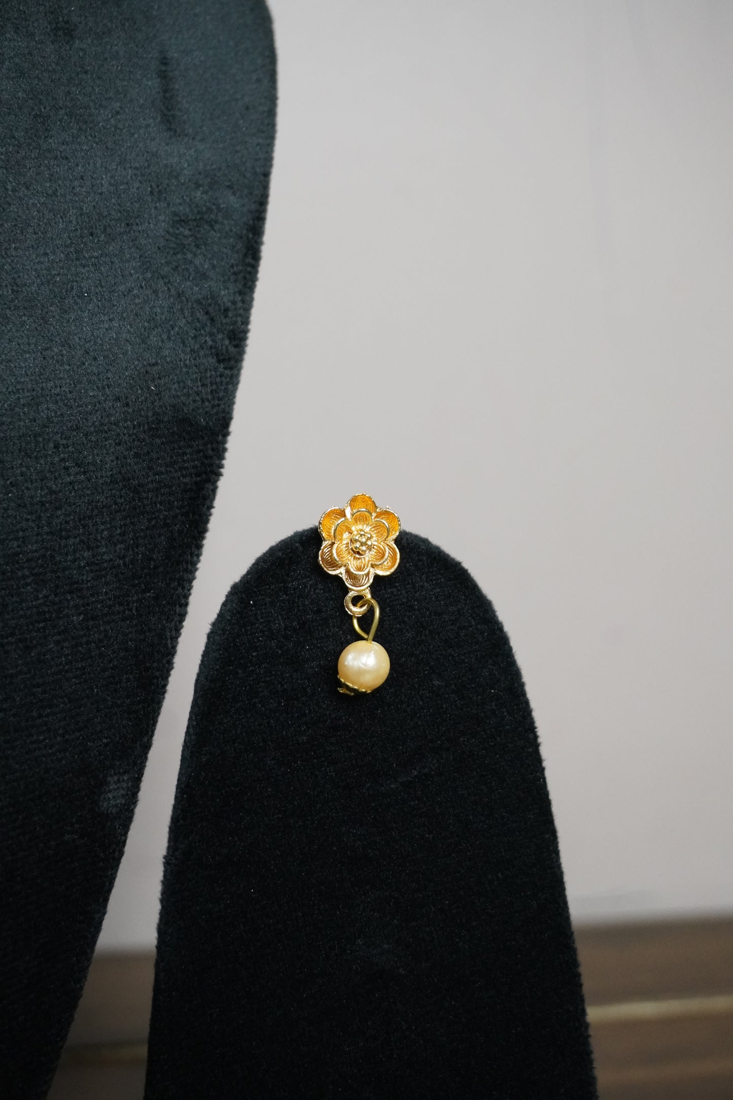 Gold Plated Choker Necklace with Earring