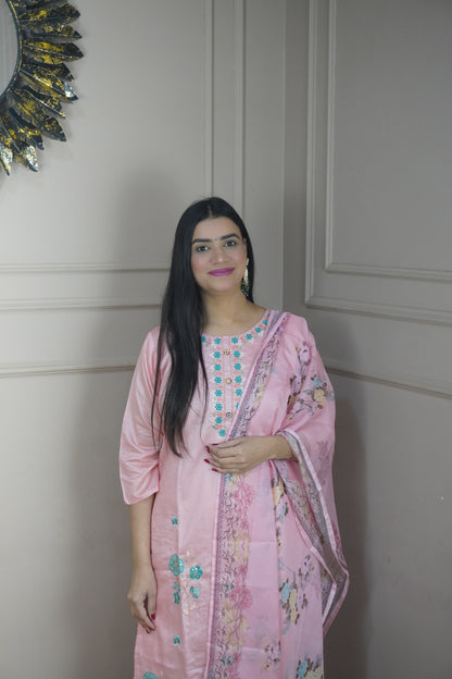 Baby Pink colour Thread work Kurta with Pant and Printed Dupatta